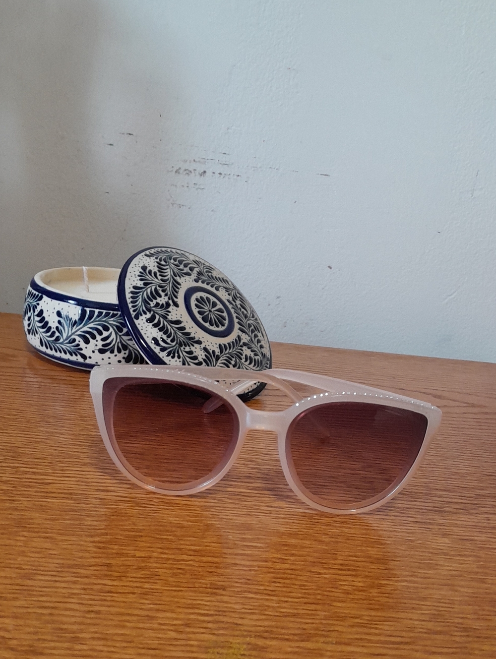 Jessica Simpson Pink Cat Eye Sunglasses with Gradient Lenses